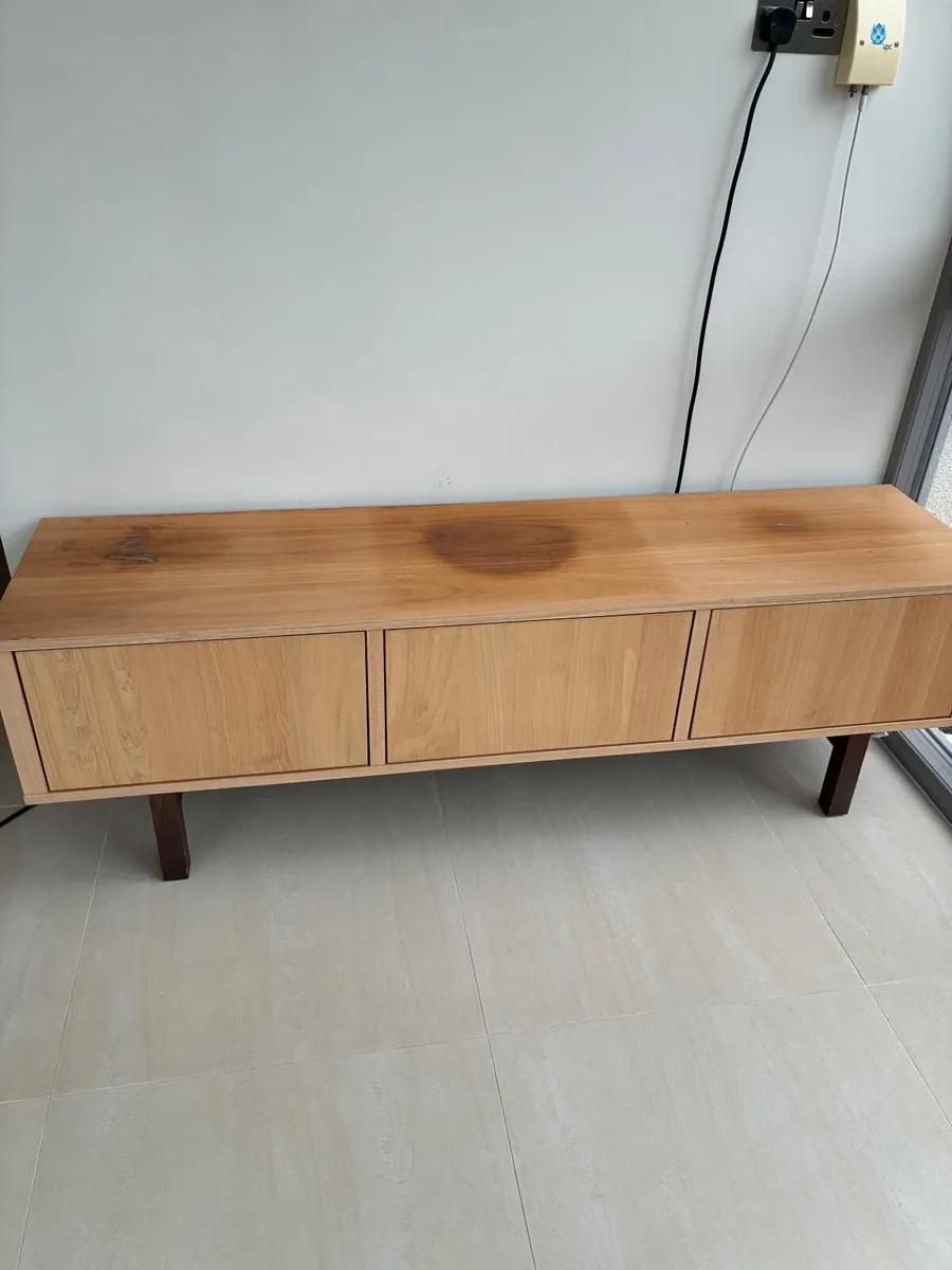 TV stand - Dun Laoghaire - Image 1