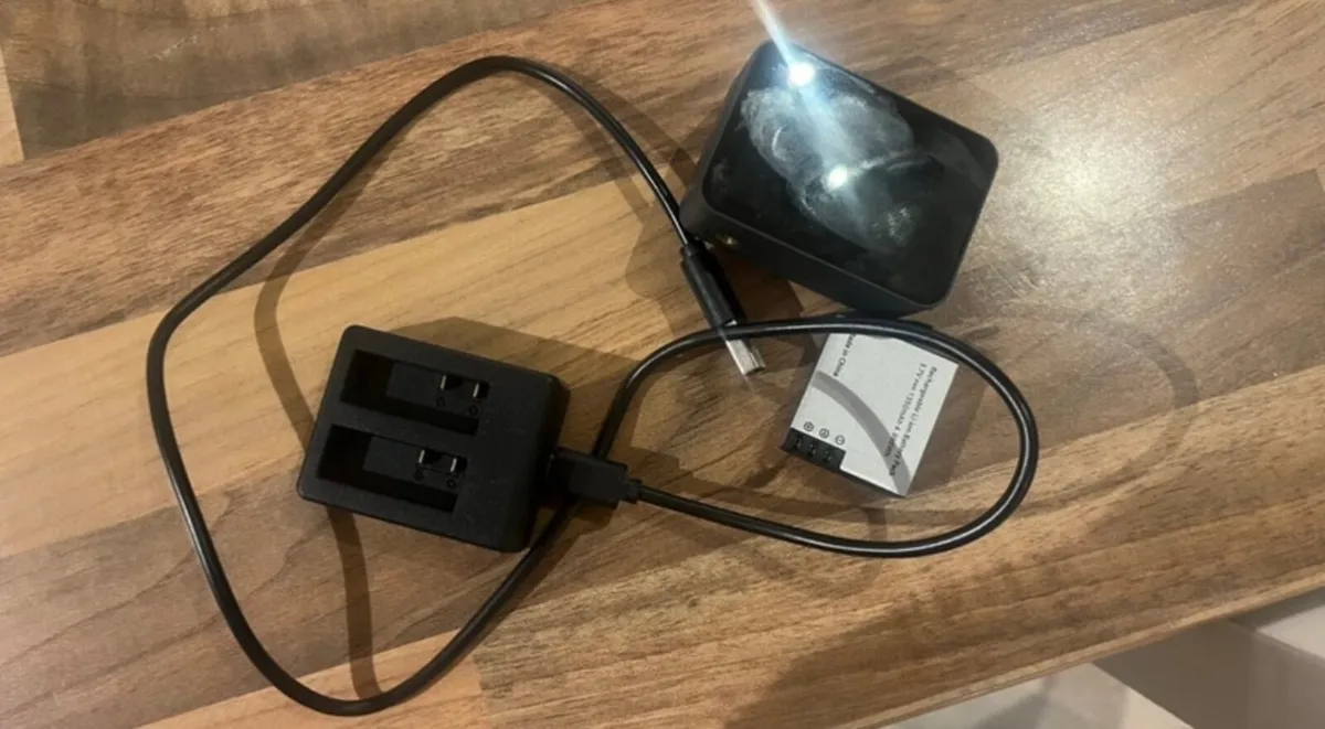 Action Camera and mounts - Image 4