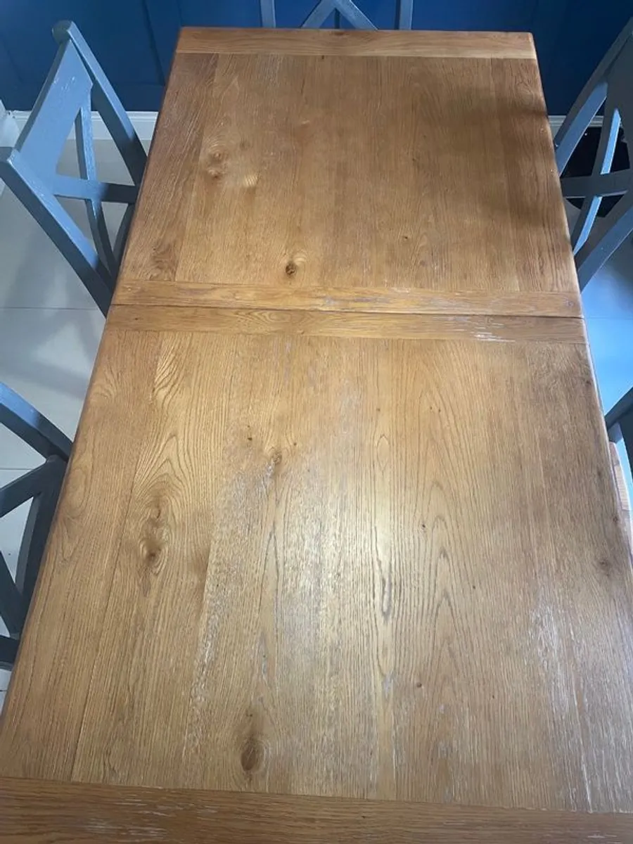 Oak Dining table and chairs - Image 2
