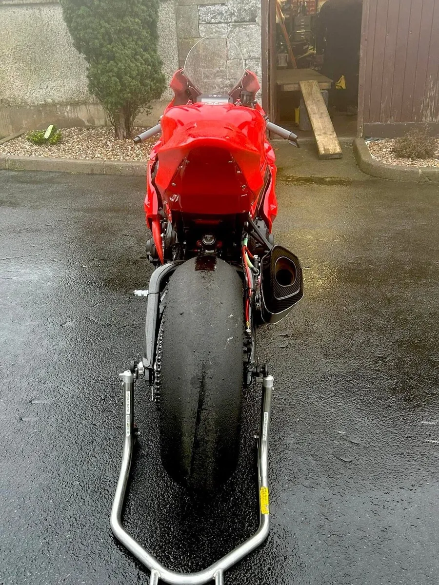 Suzuki gsxr 1000 race/ track bike - Image 3