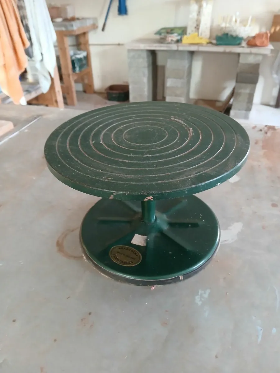 Pottery equipment - Image 3