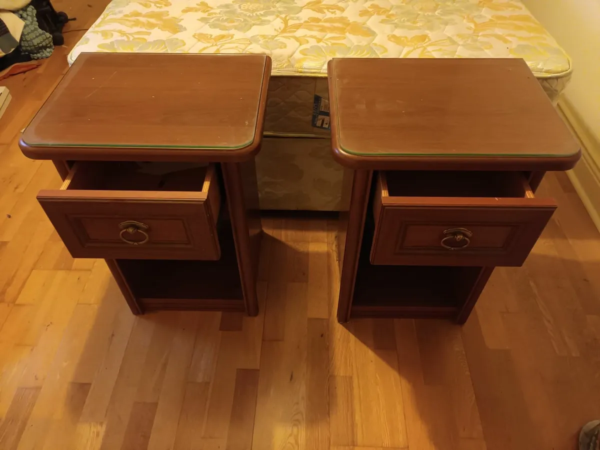 Double Bed - Image 4