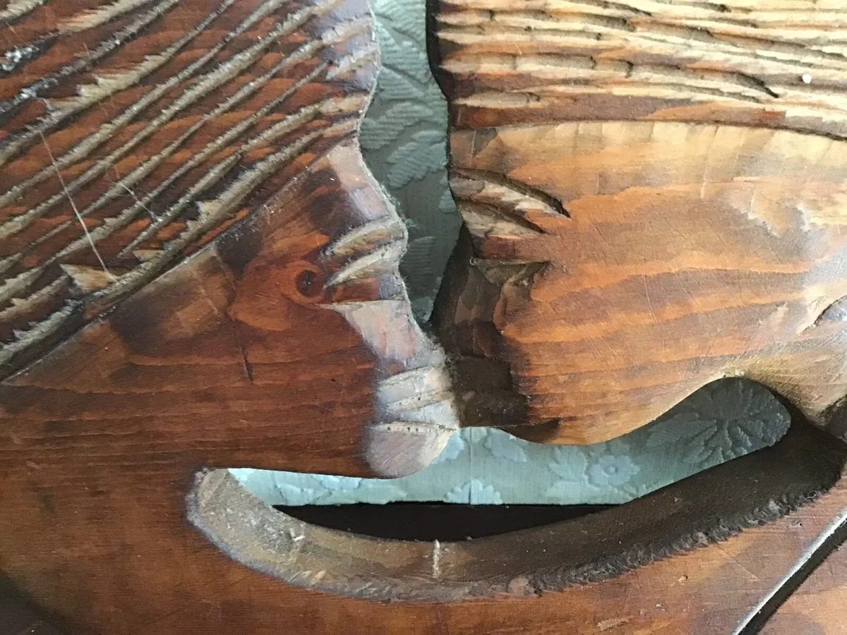 Wooden Carving (Ideal for Valentine’s Day) - Image 2