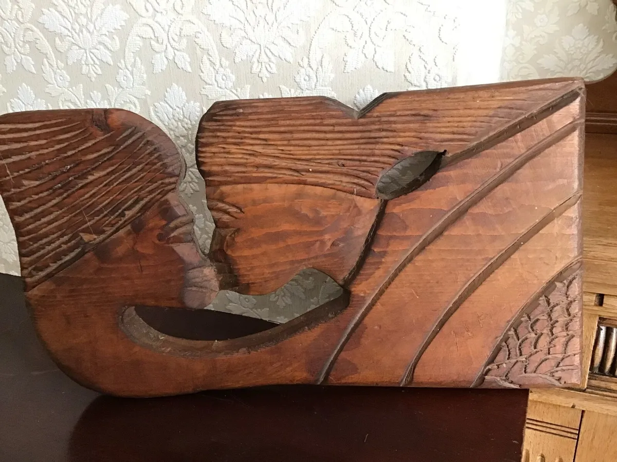 Wooden Carving (Ideal for Valentine’s Day) - Image 3