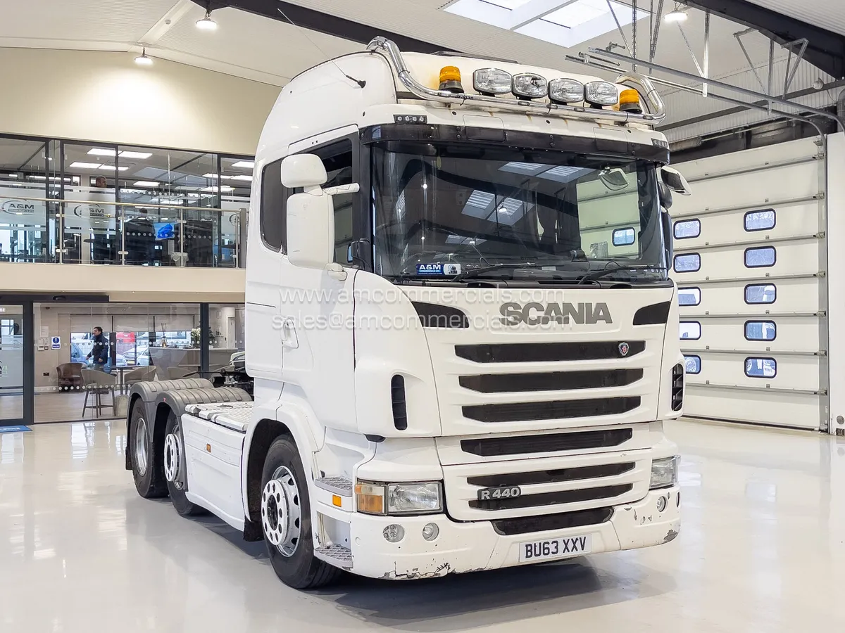 2013 SCANIA N330 HIGH SLEEPER CAB - Image 3