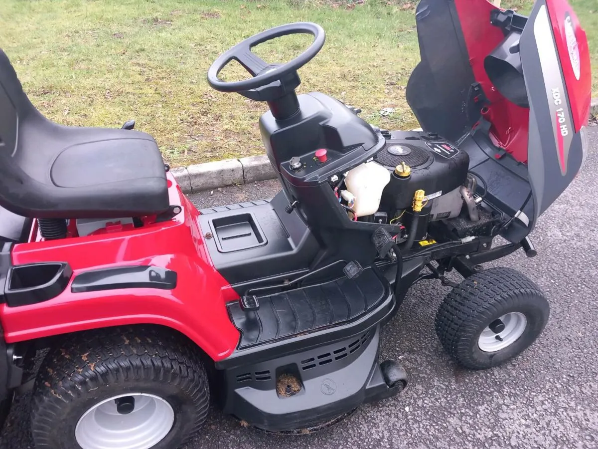 Castlegarden ride on lawnmower year 2022 - Image 1