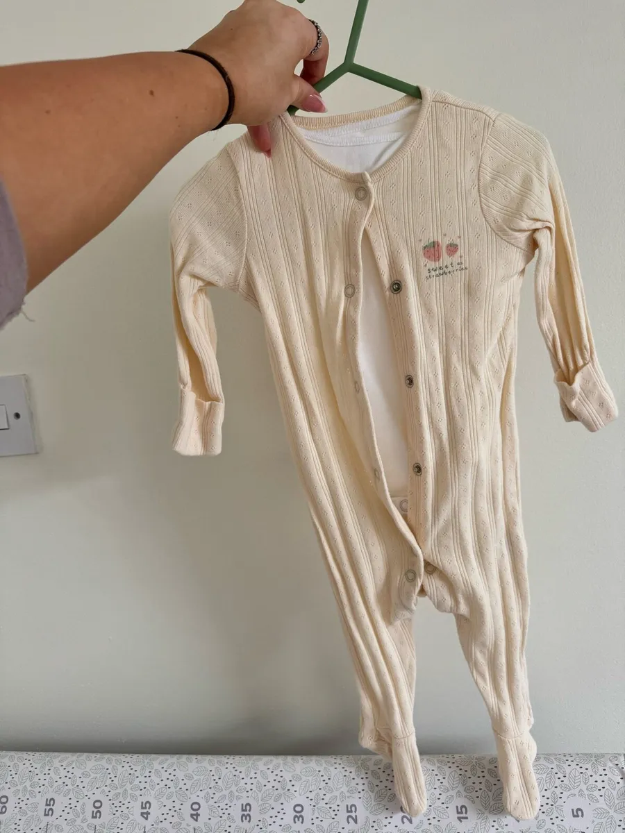 Baby clothes - Image 3