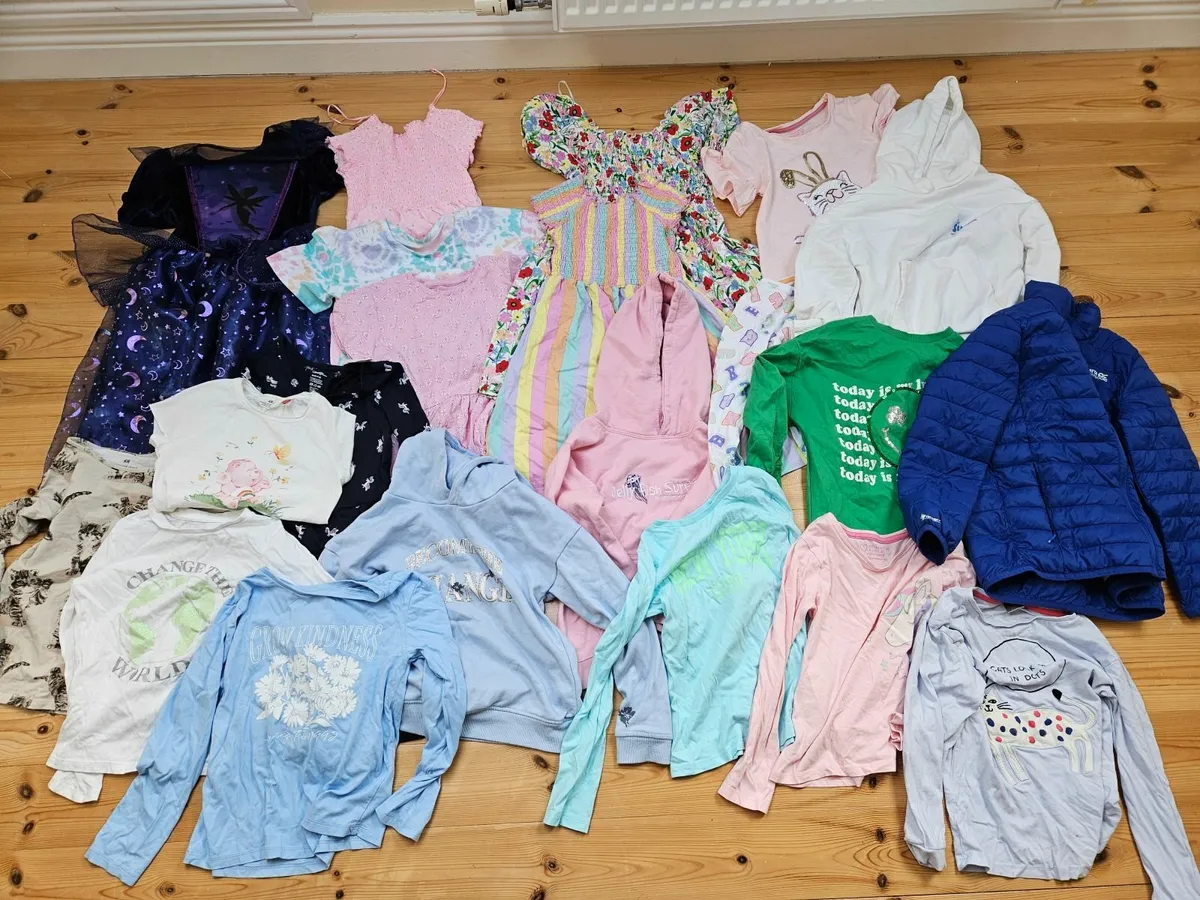 Girls Clothes Age7/8 - Image 3
