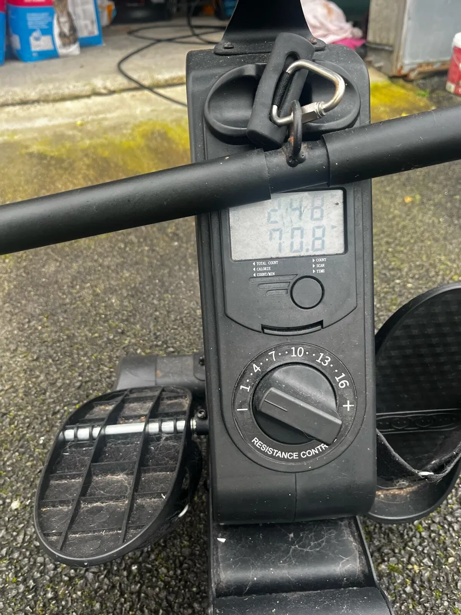 Rowing machine - Image 3