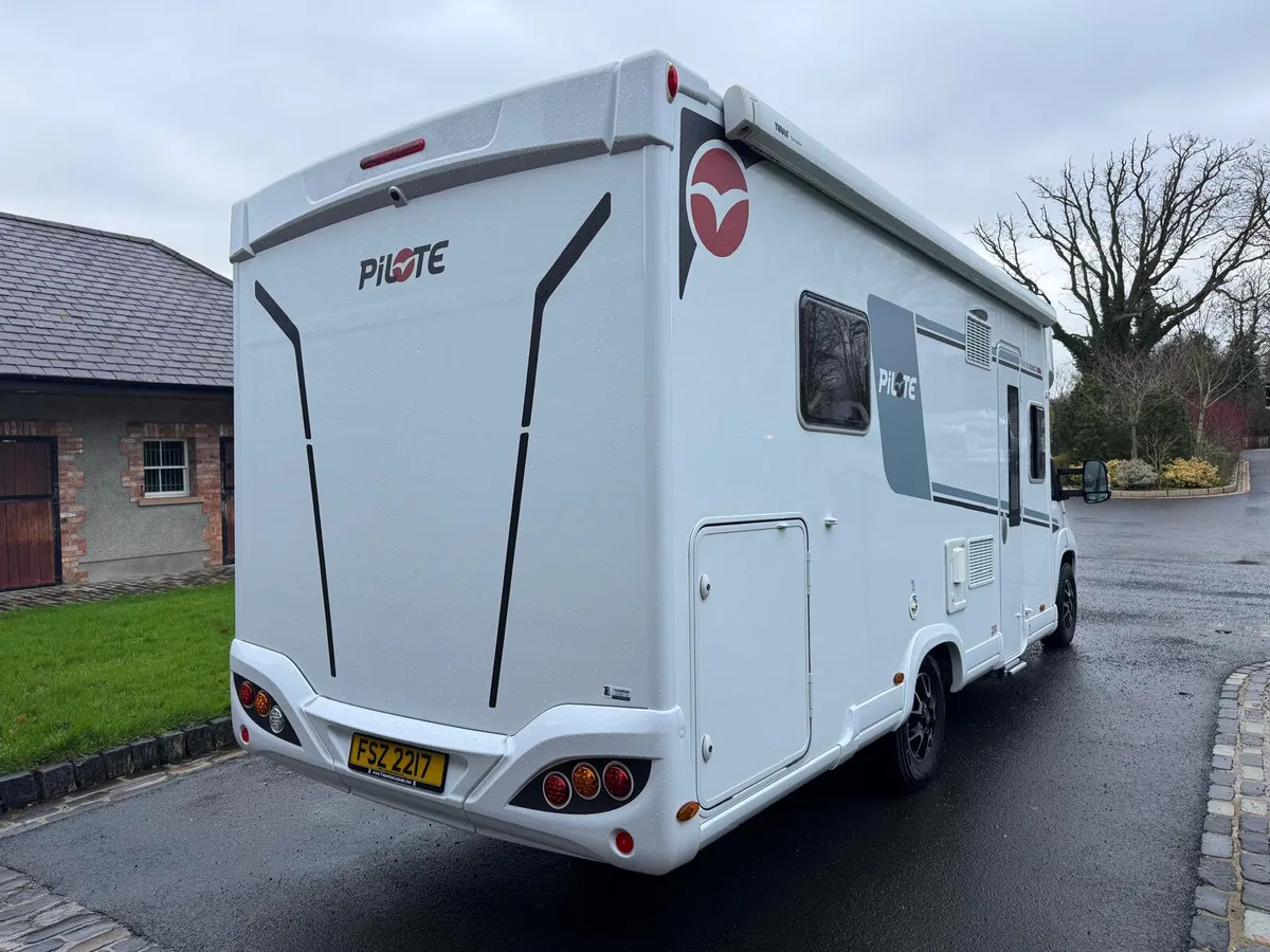 Pilote P740 Evidence - Automatic - Image 3