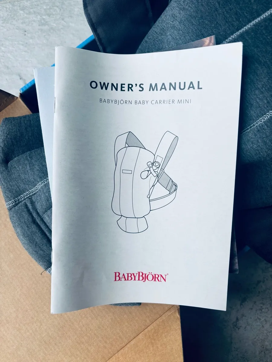 BabyBjörn Baby Carrier Mini - Image 4