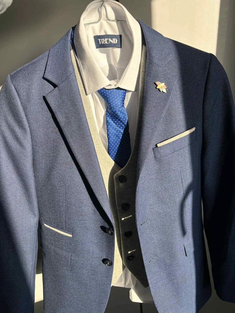 Boys communion suit - Image 2