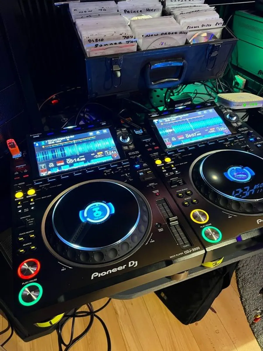 Pioneer Cdj 3000 Djm A9 - Image 4