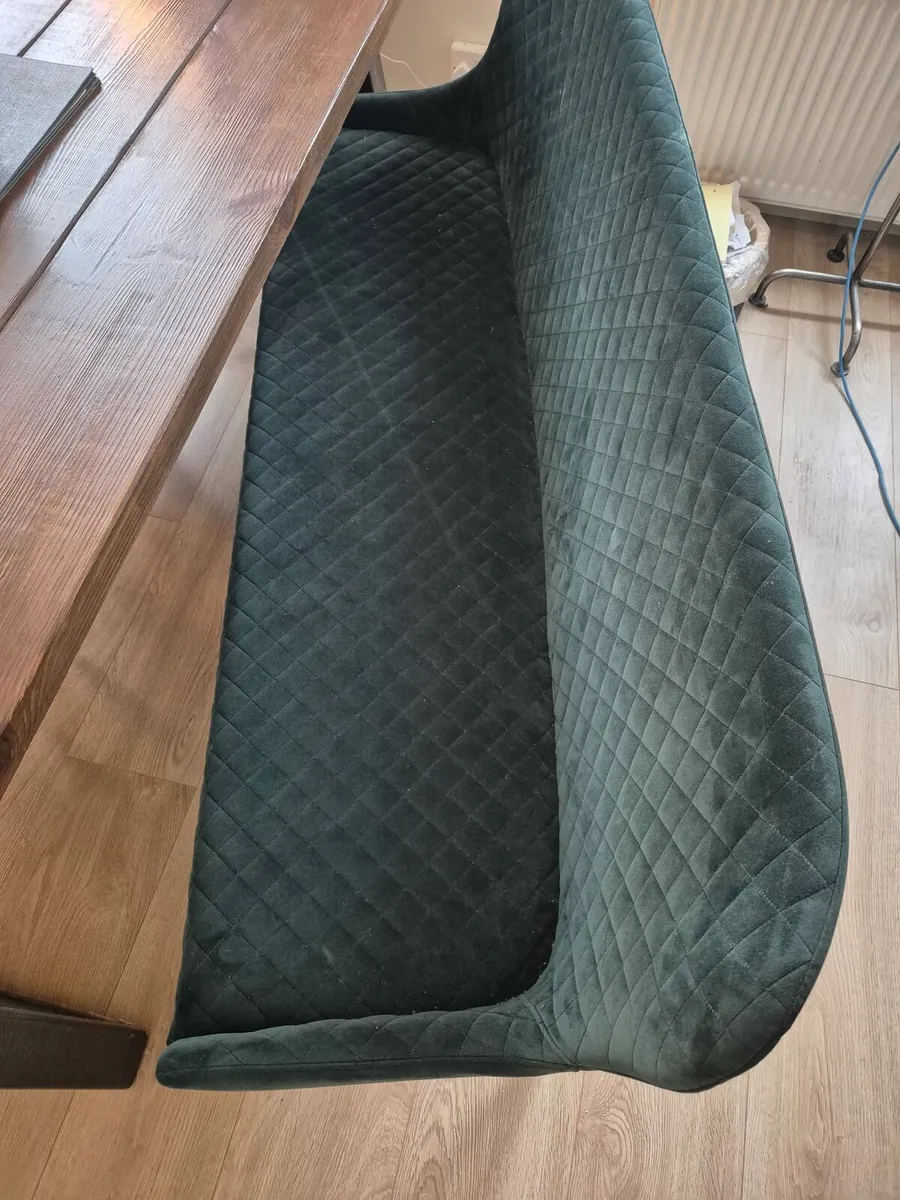 Table and chairs with bench - Image 4