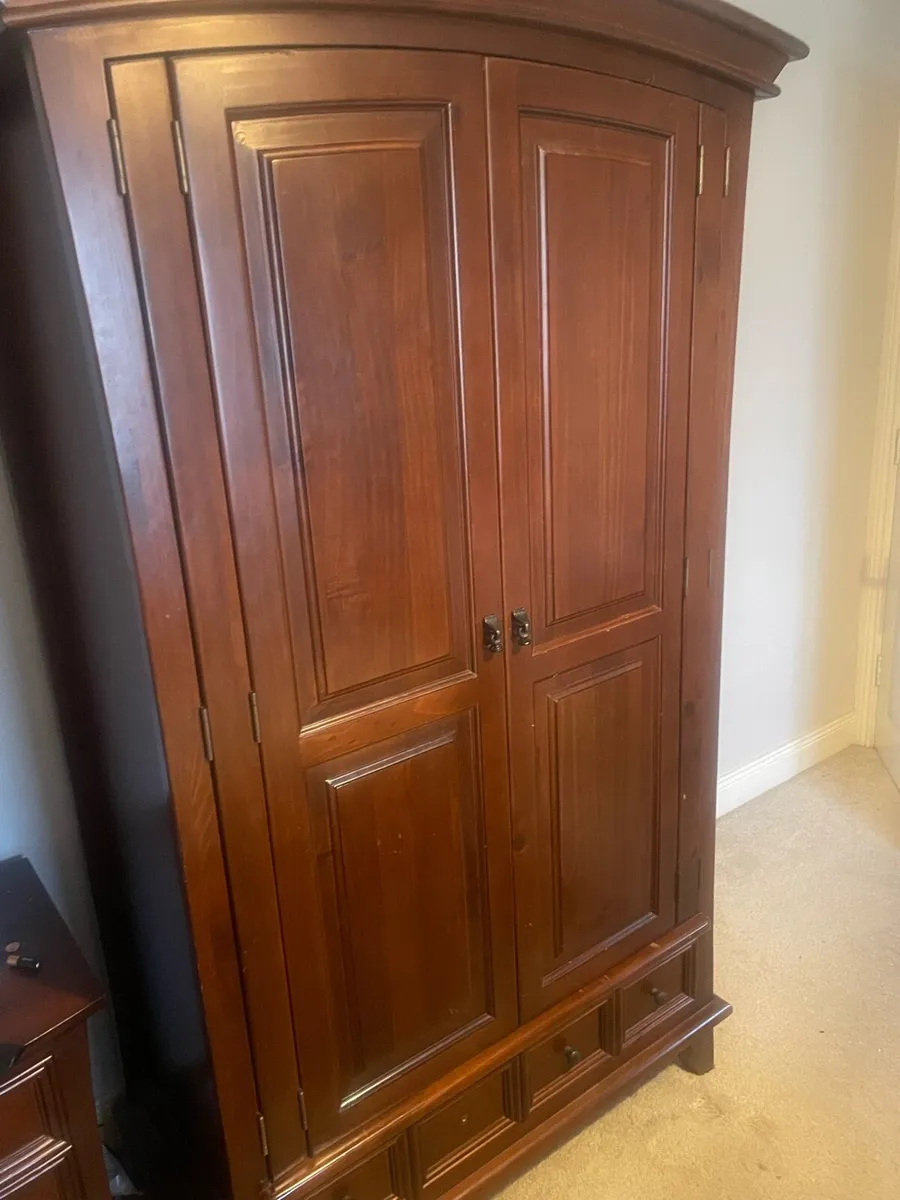 Mahogany wardrobe - Image 3