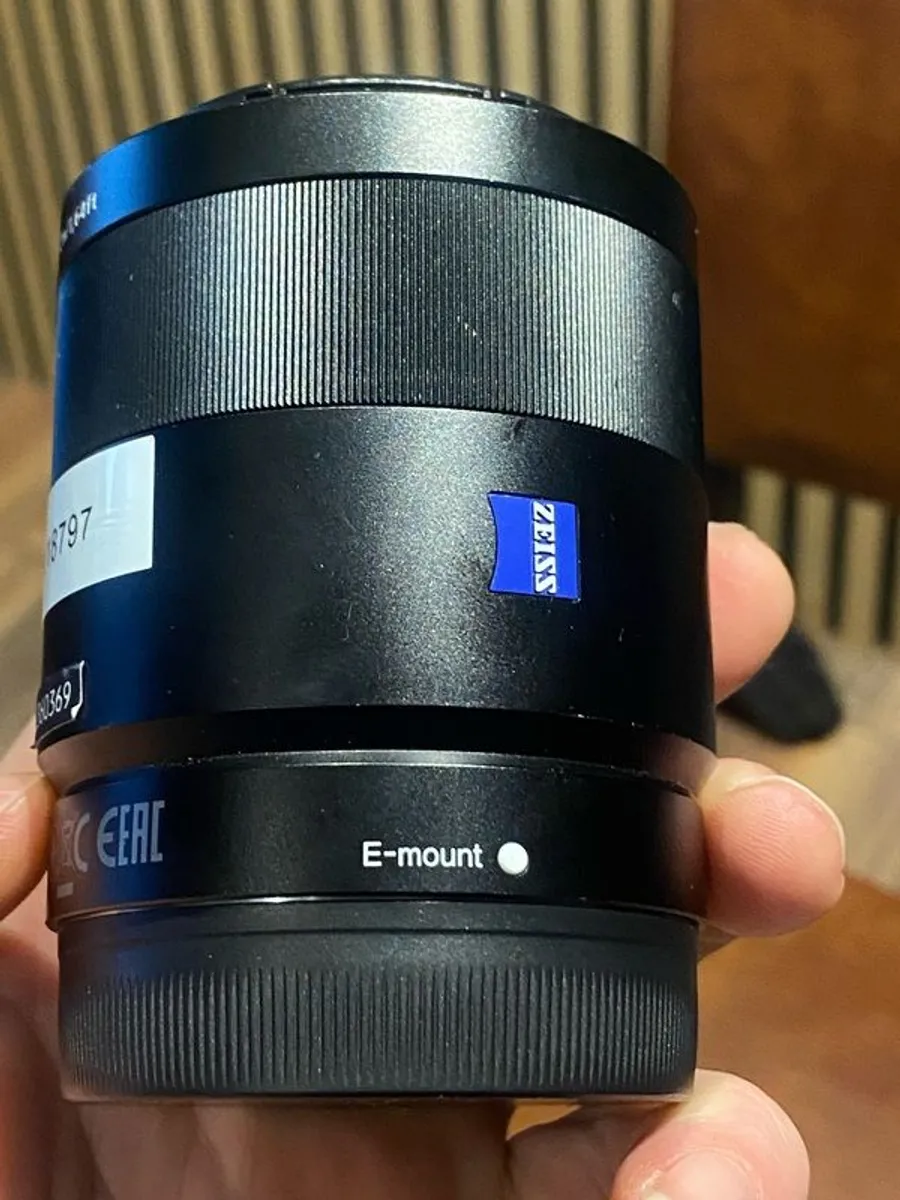 Sony Zeiss 1.8/55 - Image 2