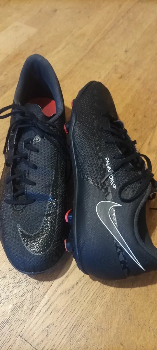 Football Boots - Image 1