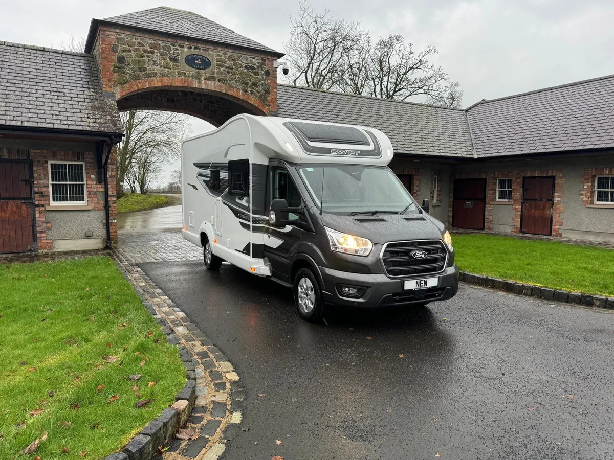 Swift Voyager 564 - Automatic - Image 1