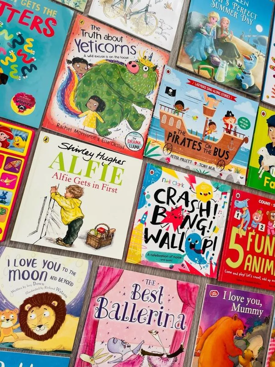 Children's Books - 4 for 12 Euro - Image 1