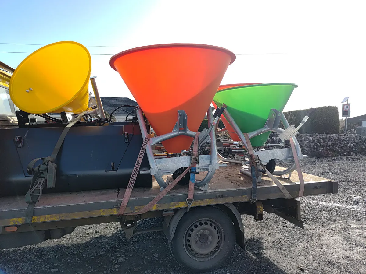 Fertiliser spreader € 550 !!! - Image 4