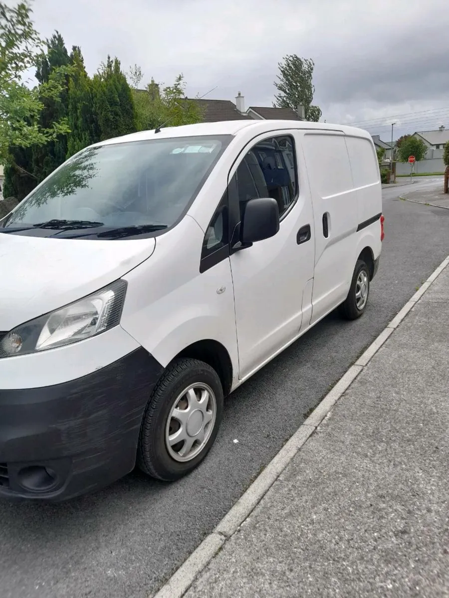 Nissan NV 200 - Image 1