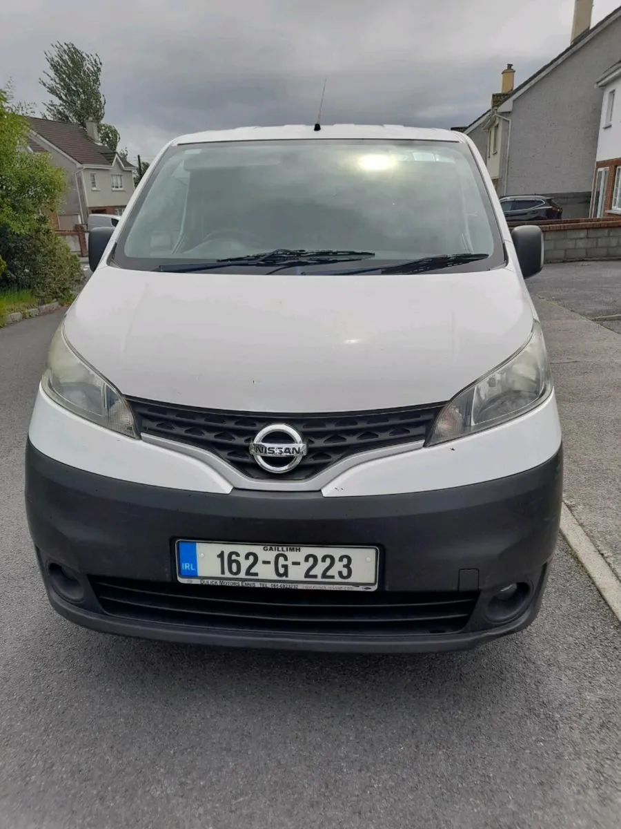 Nissan NV 200 - Image 2