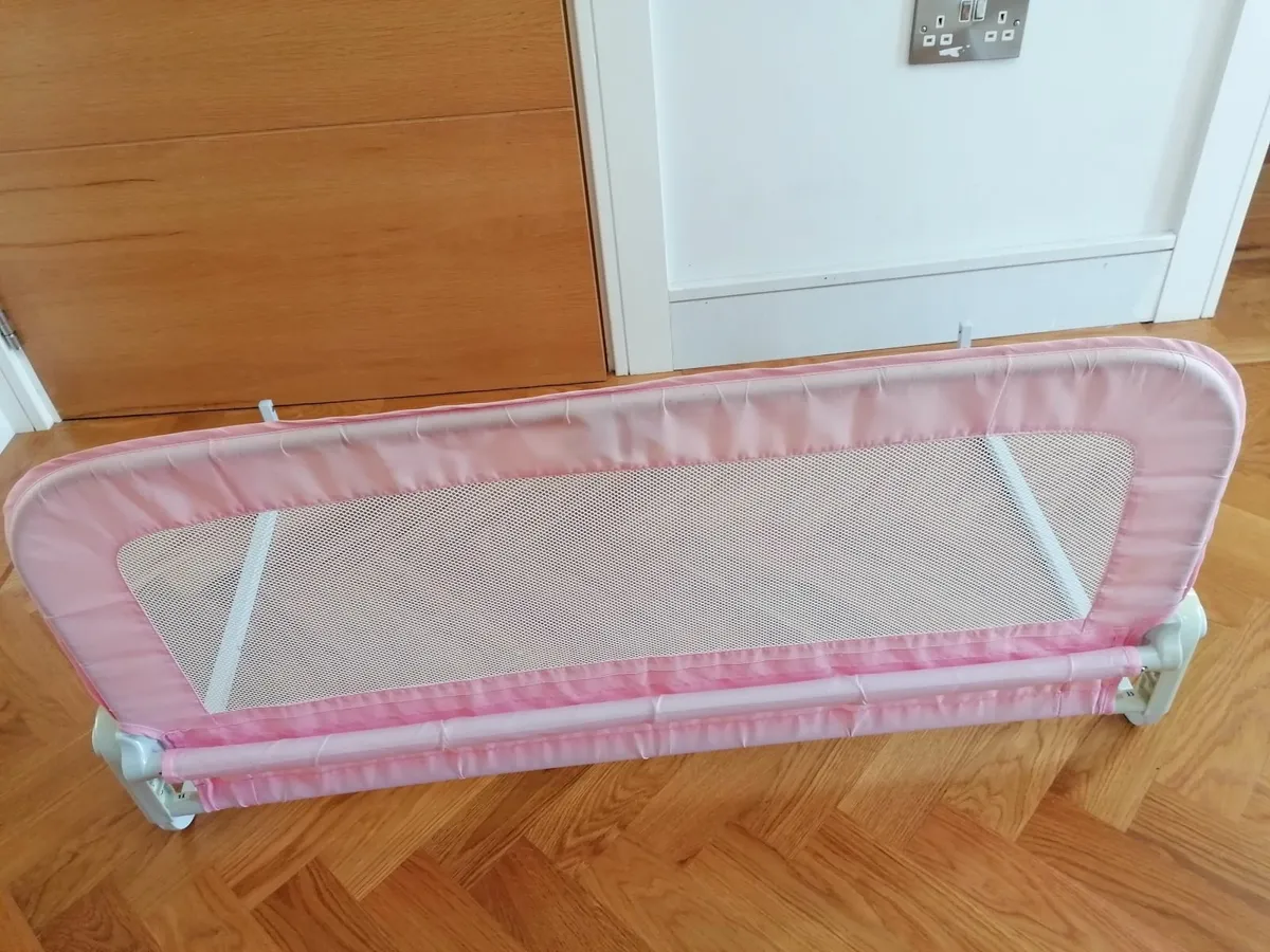 Childs bedside safety rail - Image 2