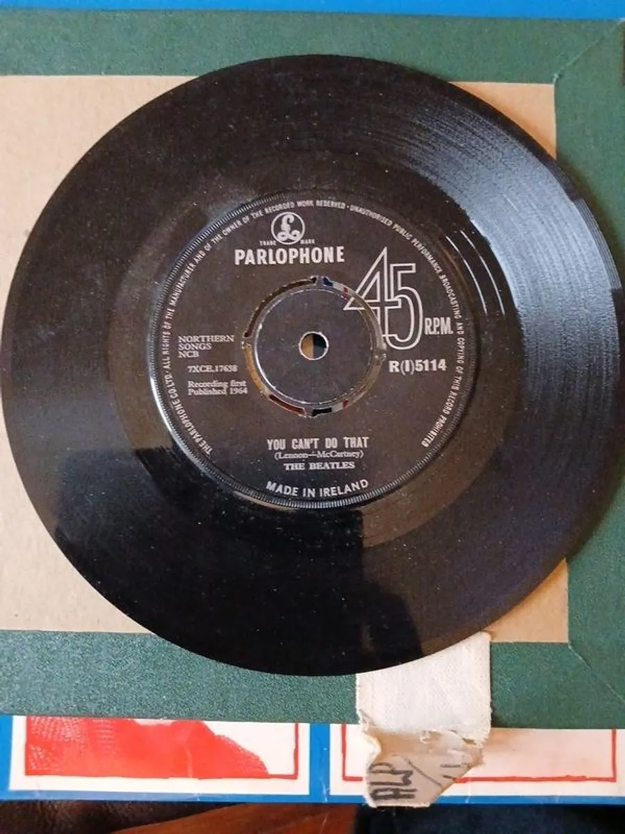 The Beatles 7" Vinyl - Image 2