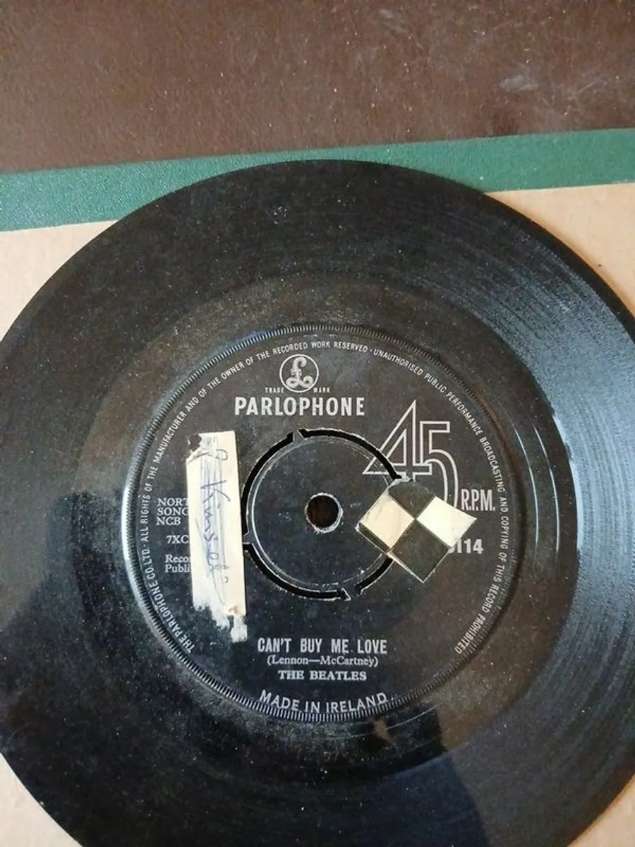 The Beatles 7" Vinyl - Image 4