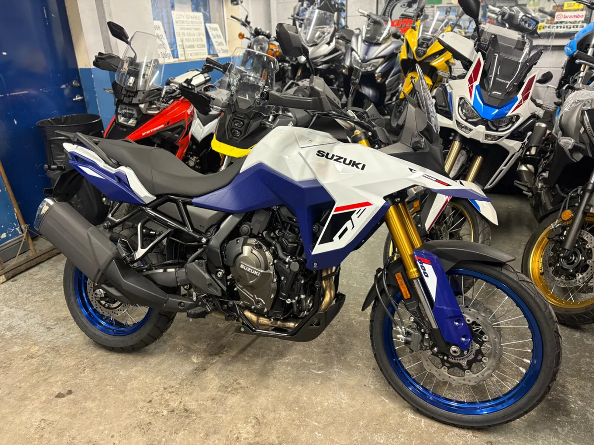 2026 Suzuki DL800DE. - Image 2