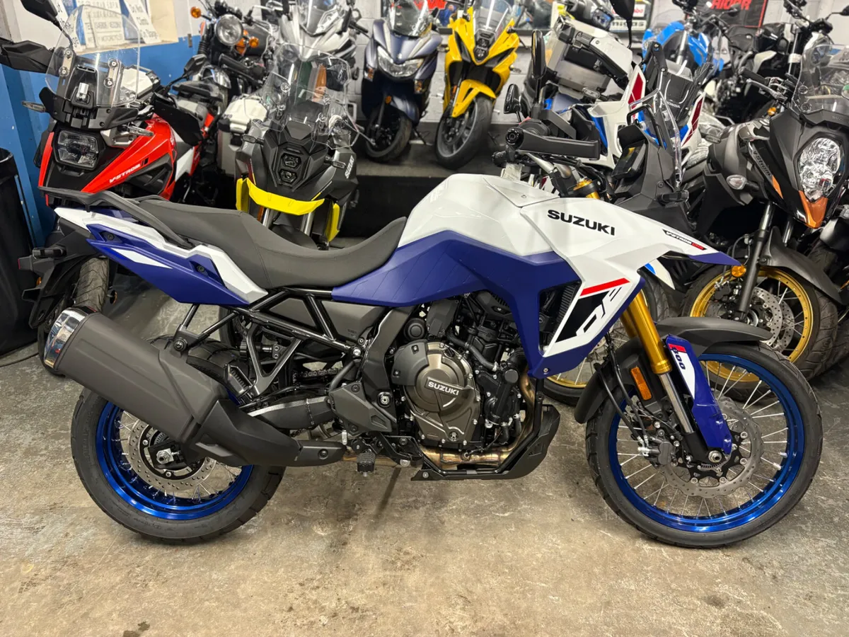 2026 Suzuki DL800DE. - Image 1