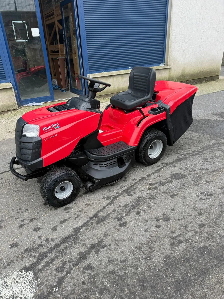 Blue Bird ride on lawnmower - Image 3