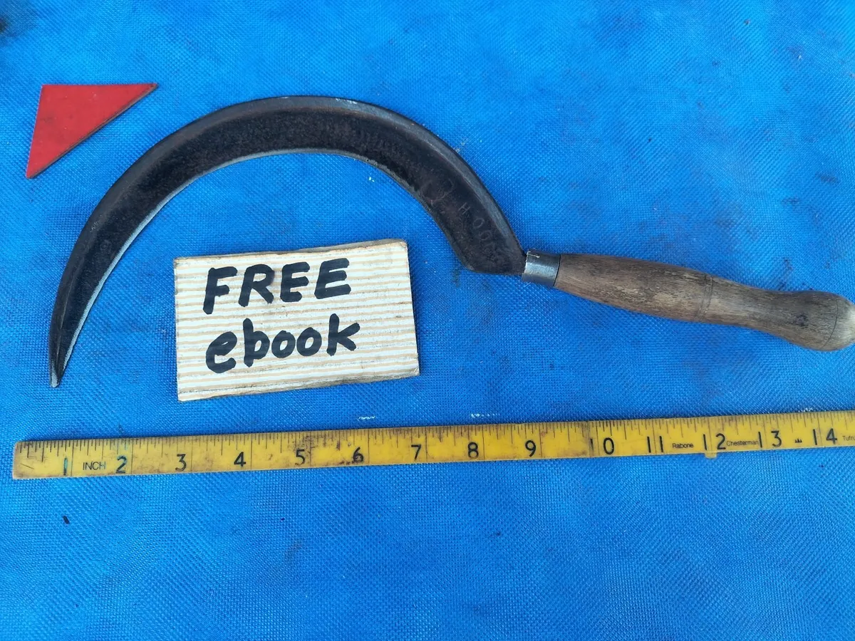 Lightweight Grass Hook - Image 1