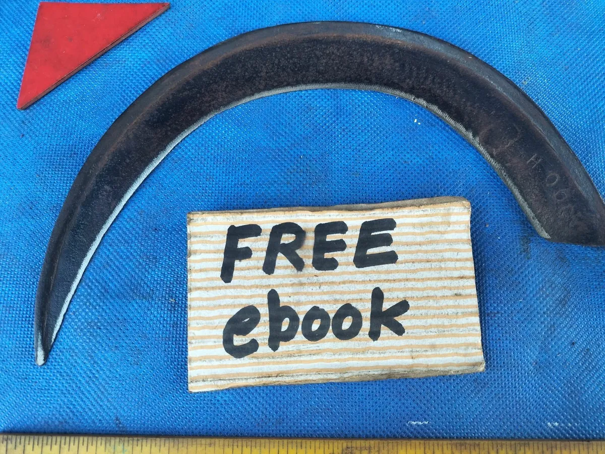 Lightweight Grass Hook - Image 3