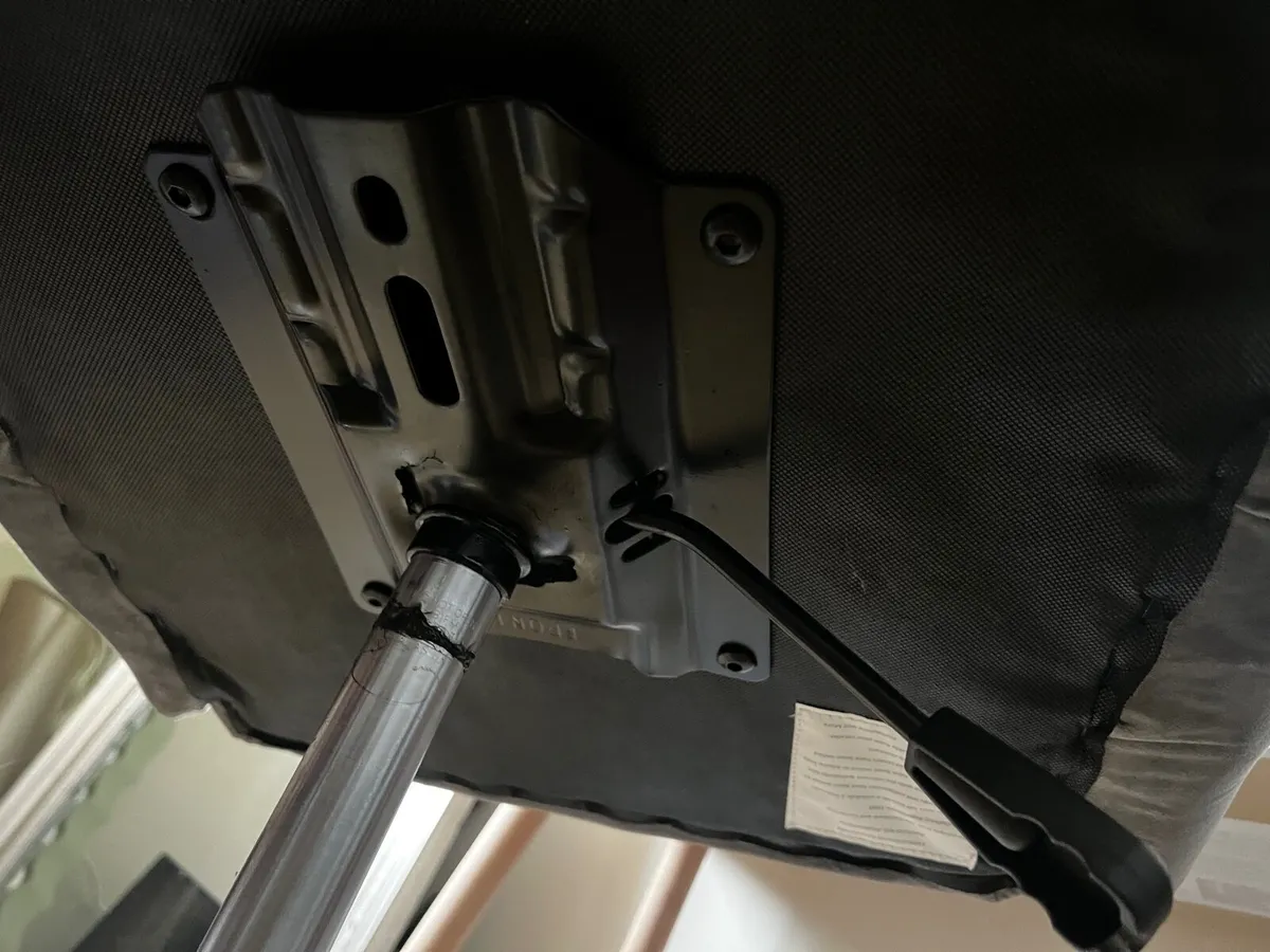 Office Chair - Image 4