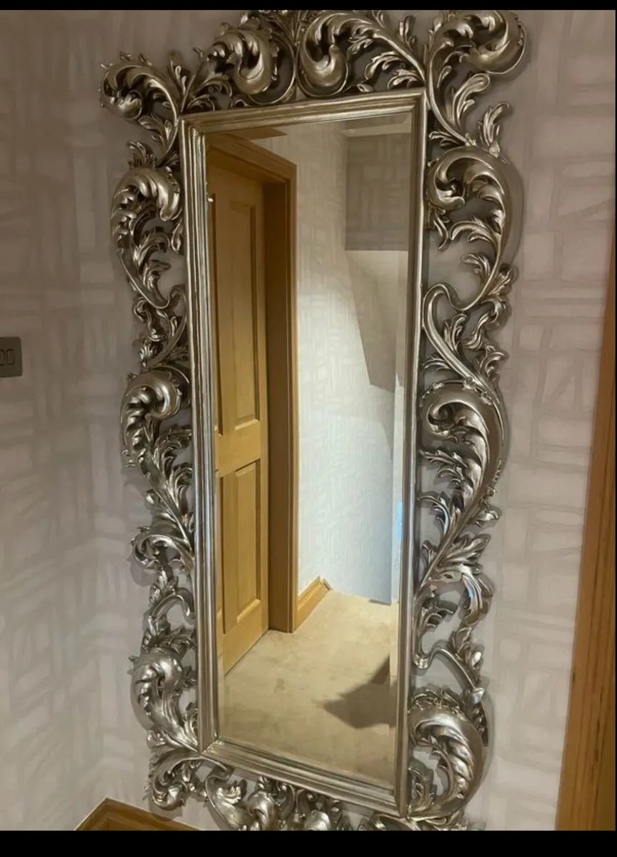 Bedroom house clearance very good condition - Image 3