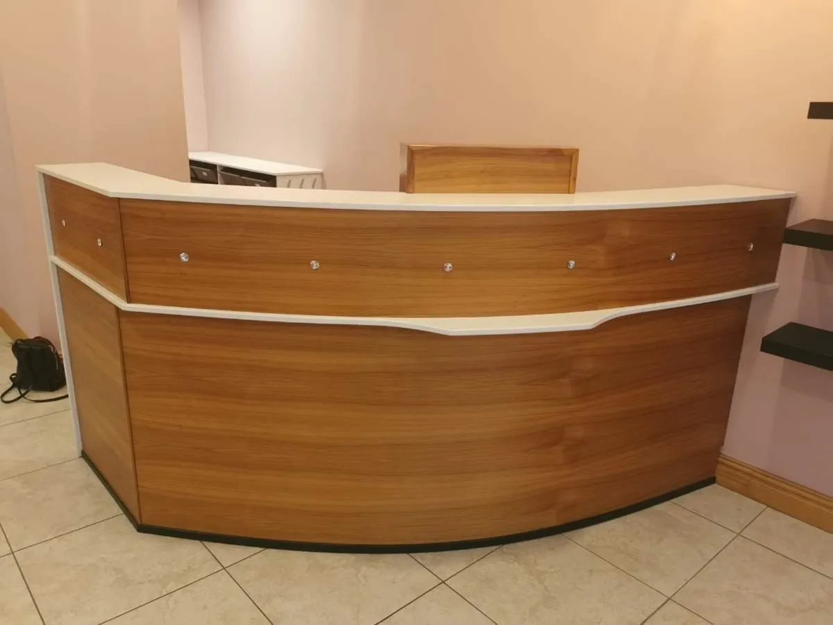 Bespoke Curved Reception Desk – Salon / Clinic - Image 1