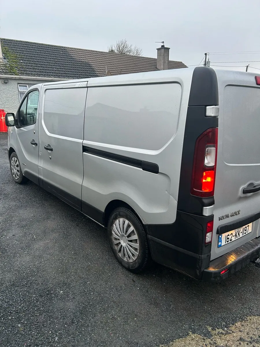 Traffic van - Image 3