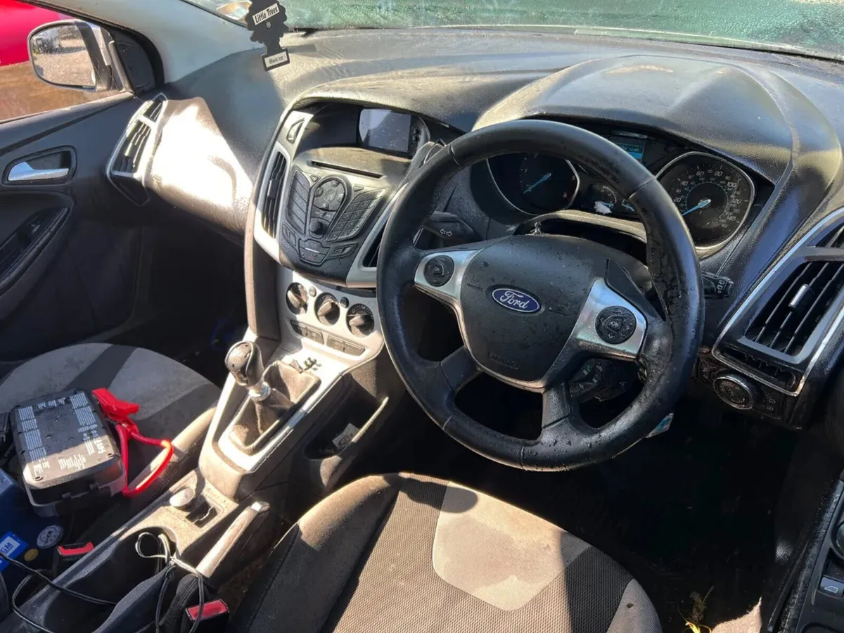 2012 Ford Focus 1.6 diesel trade sale drive away - Image 3