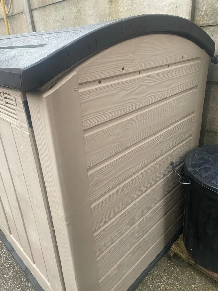 Keter Outdoor Garden Storage Shed - Image 2