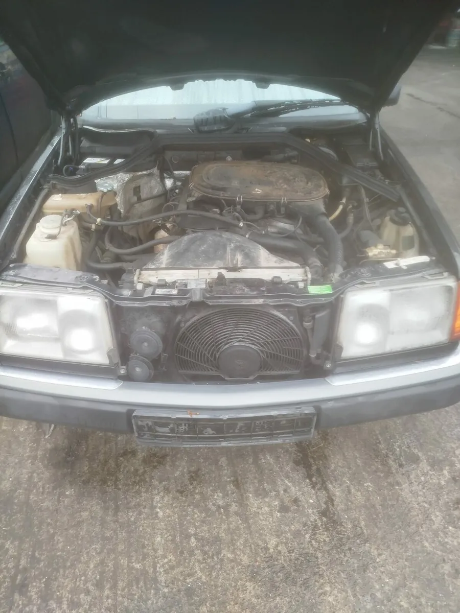 1989 Mercedes w124 estate sportline breaking - Image 3