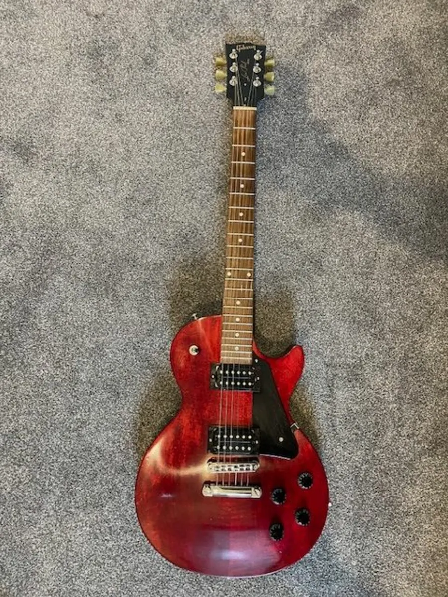 Gibson Les Paul Studio USA Cherry Red with Case - Image 1