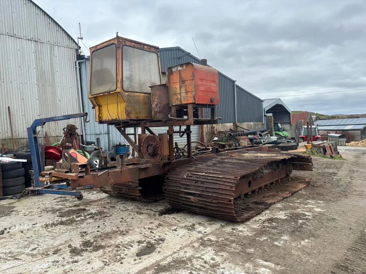 Turf hopper - Image 1