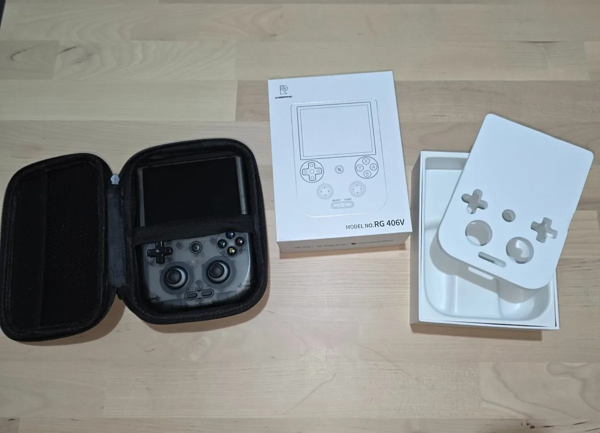 Selling my Anbernic RG406V - Image 4
