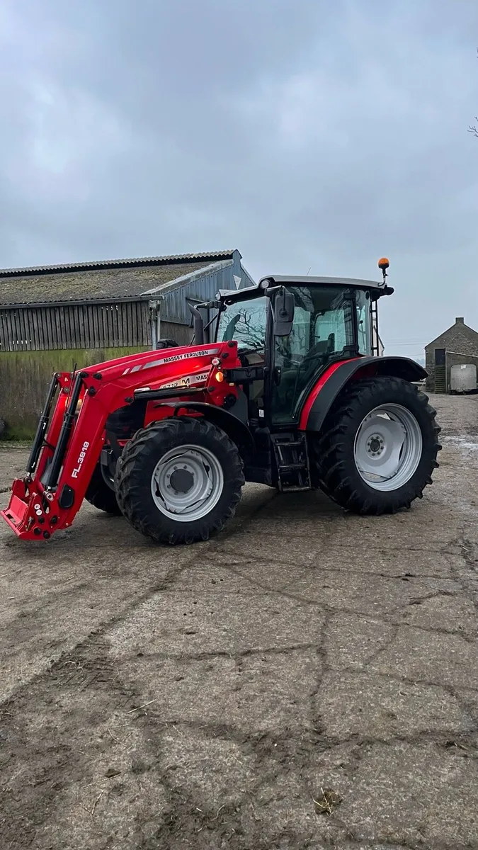 Massey Ferguson 5713m NO VAT - Image 2