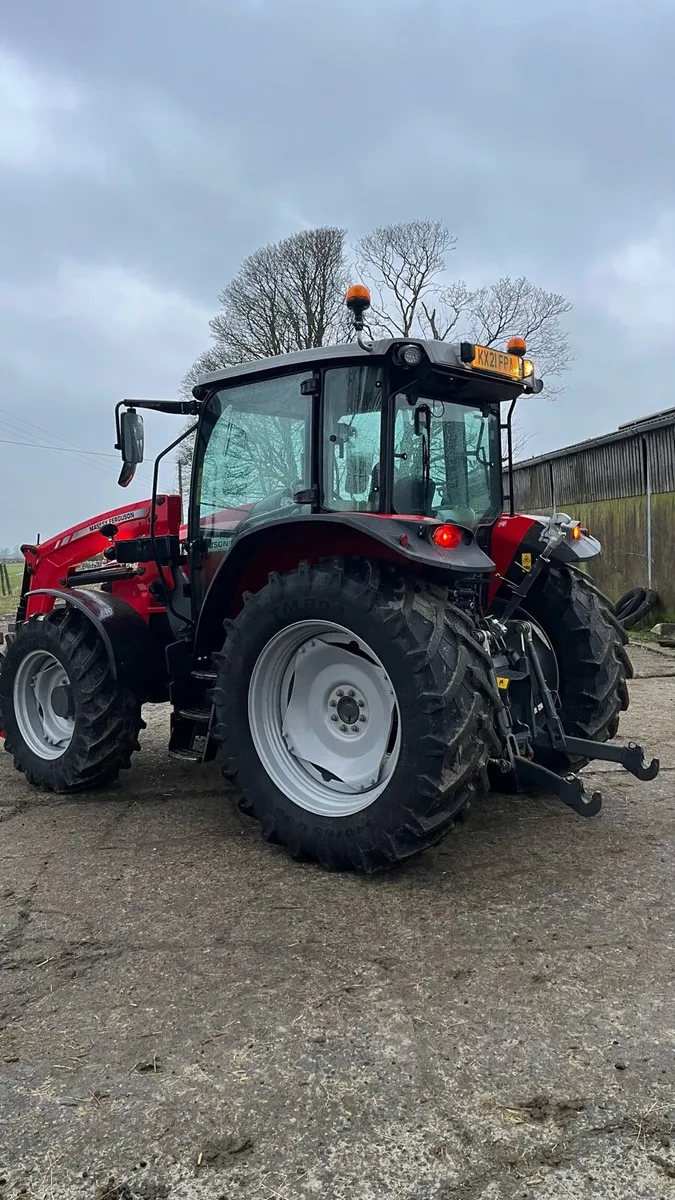 Massey Ferguson 5713m NO VAT - Image 3