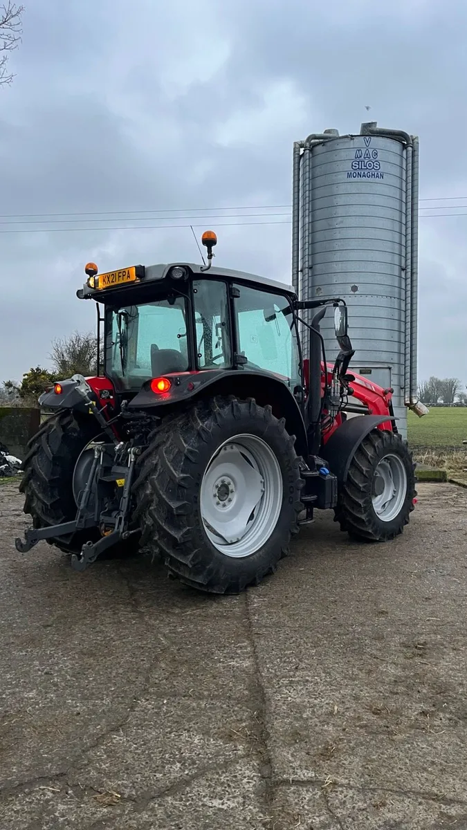 Massey Ferguson 5713m NO VAT - Image 4