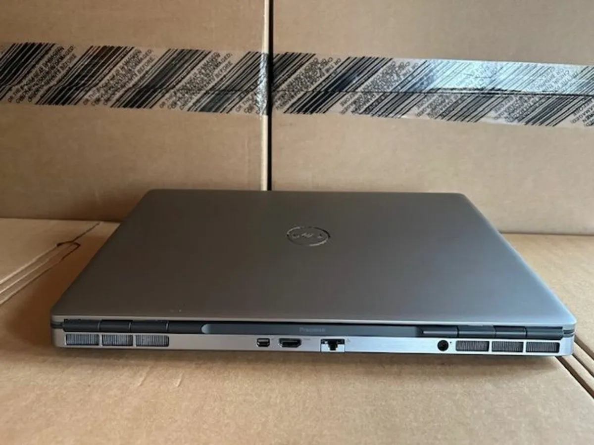 Dell Precision 7560 15" -i7- 32GB Ram- Graphics-11 - Image 4