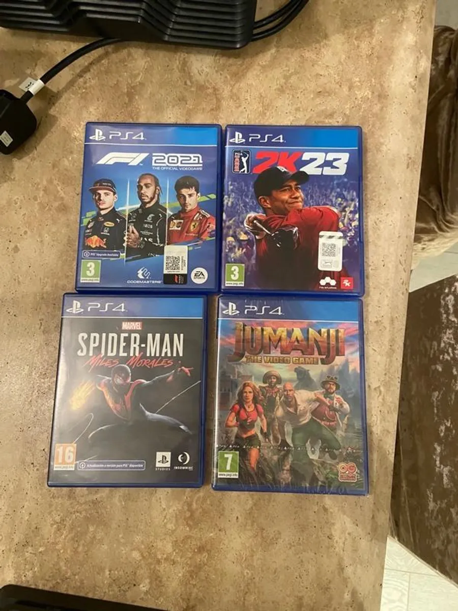 Playstation 4 with games - Image 2