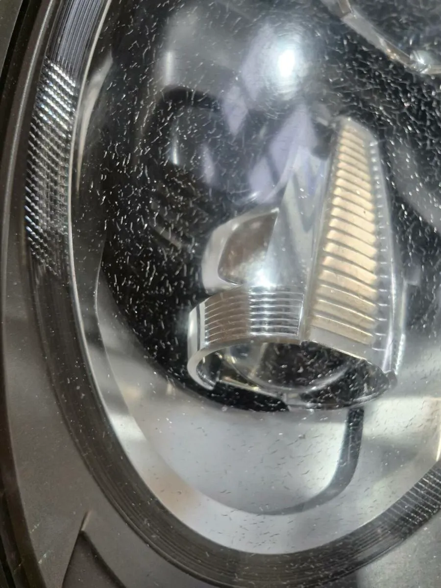 Porsche headlight - Image 4